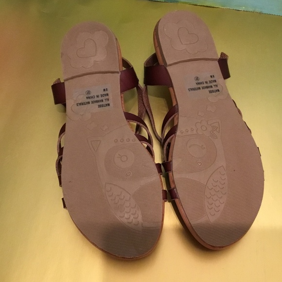 New, Brown Strap Sandals Size 8 - Picture 4 of 6